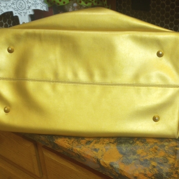 Metallic Gold Shoulder Tote Bag - Picture 8 of 9